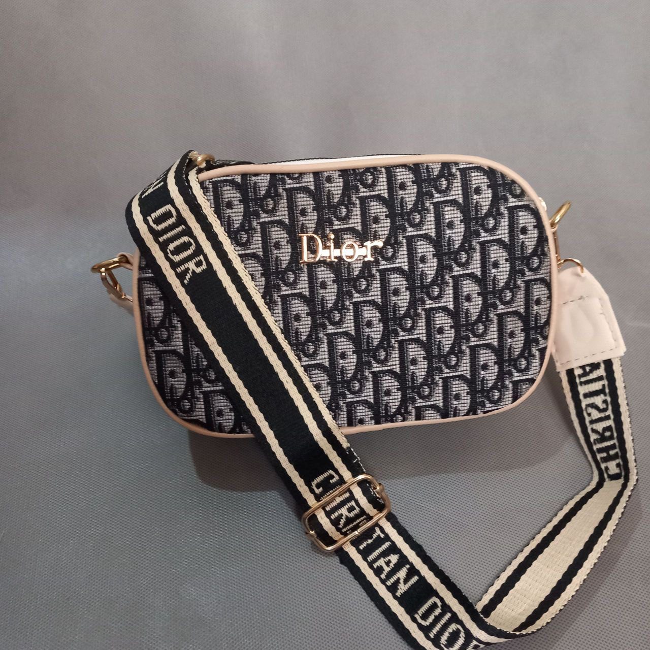 6a44b76e 2279 418f 8605 1fe5da5e5010.jpg