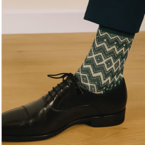 جوراب ساق بلند اسپرت نخ پنبه ترک طرح زیگزاگ در 2 رنگ