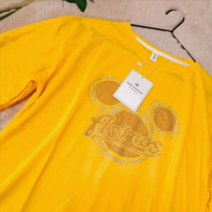 تیشرت نگینی زنانه خارجی نخ پنبه زرد فریسایز