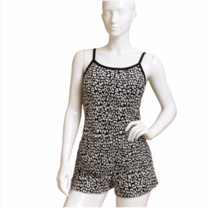 ست تاپ و شورتک زنانه دخترانه خالخالی پارچه وارداتی کد 2047