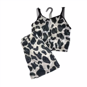 ست نیمتنه و شلوارک راحتی مخمل طرحدار کد 1