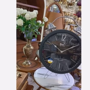 ساعت کنار سالنی شیک و متمایز - طراحی زیبا و عملکرد عالی