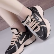 کفش نایک BEST مشکی کرم - راحتی و استحکام در هر قدم