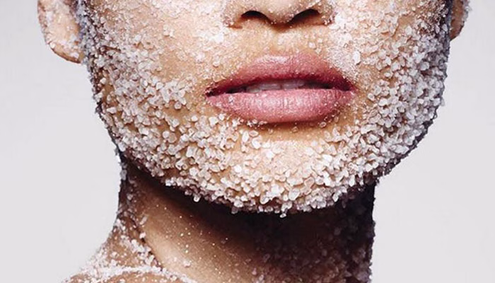 ماسک صورت خانگی و آماده؛ کدام بهتر است؟ | مقایسه کامل