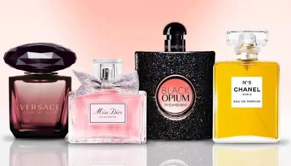 عطر و ادکلن ماندگار و پرفروش ۱۴۰۵ | راهنمای خرید 7 عطر و ادکلن ماندگار و پرفروش ۱۴۰۵ | راهنمای خرید
