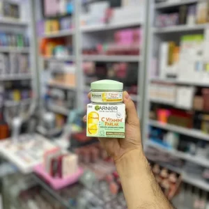 ژل آبرسان و روشن کننده ویتامین سی گارنیر مدل گلو ژلی حجم 50 میلی‌لیتر (اصل فرانسه)